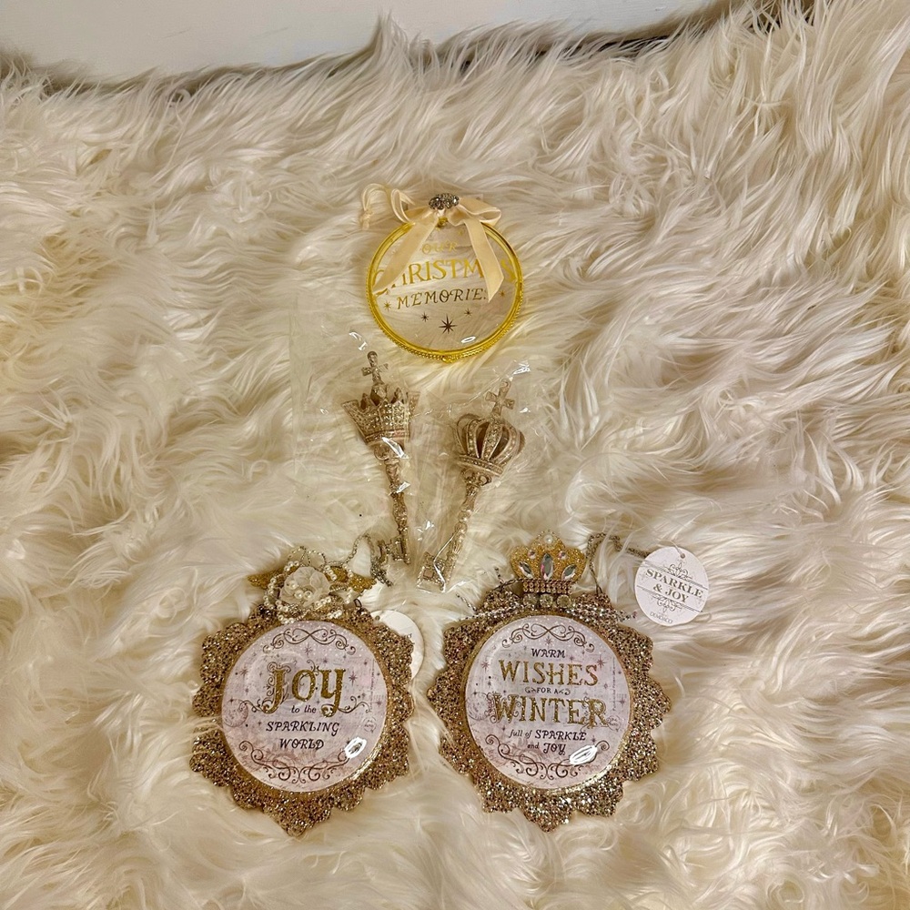 Demdaco Gold and Silver Holiday Ornaments Set